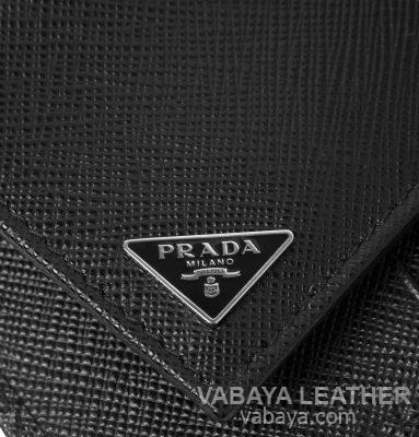 ví da prada milano
