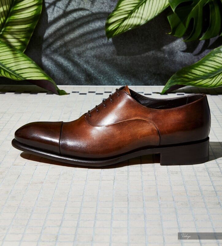 Những mẫu giày dành cho nam mà giới công sở nên sắm